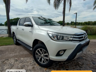 GIGANTE AUTOMOTORES VENDE TOYOTA HILUX 2017 Y 0KM